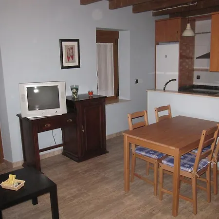 Apartment Turisticos El Duende De Carricuende Puente Almuhey