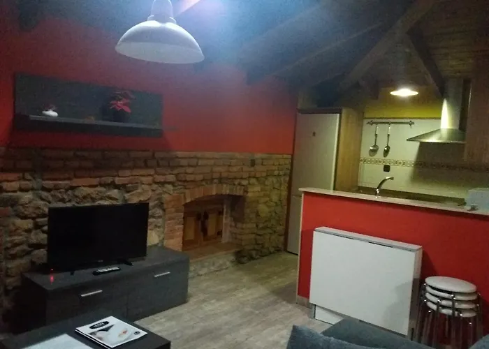 아파트 Turisticos El Duende De Carricuende